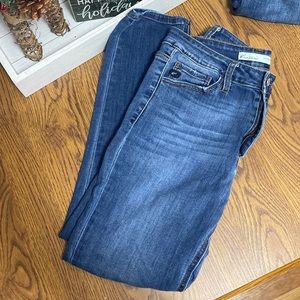 KanCan (exclusively for Maurices) cropped Denim - size 30